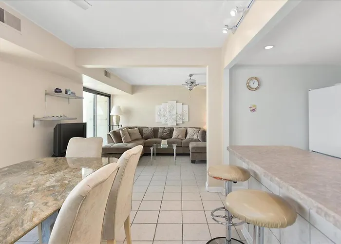 2 Bedroom With Ocean Views & Outdoor Pool! Ocean City