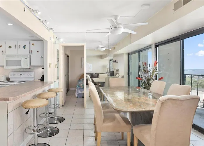 2 Bedroom With Ocean Views & Outdoor Pool! * Ocean City